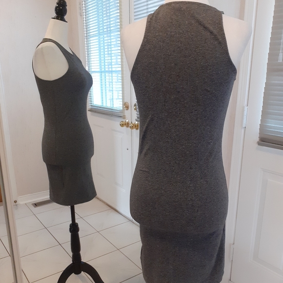4/$40 Gray Form Fitting Dress - Size Small - Picture 4 of 6